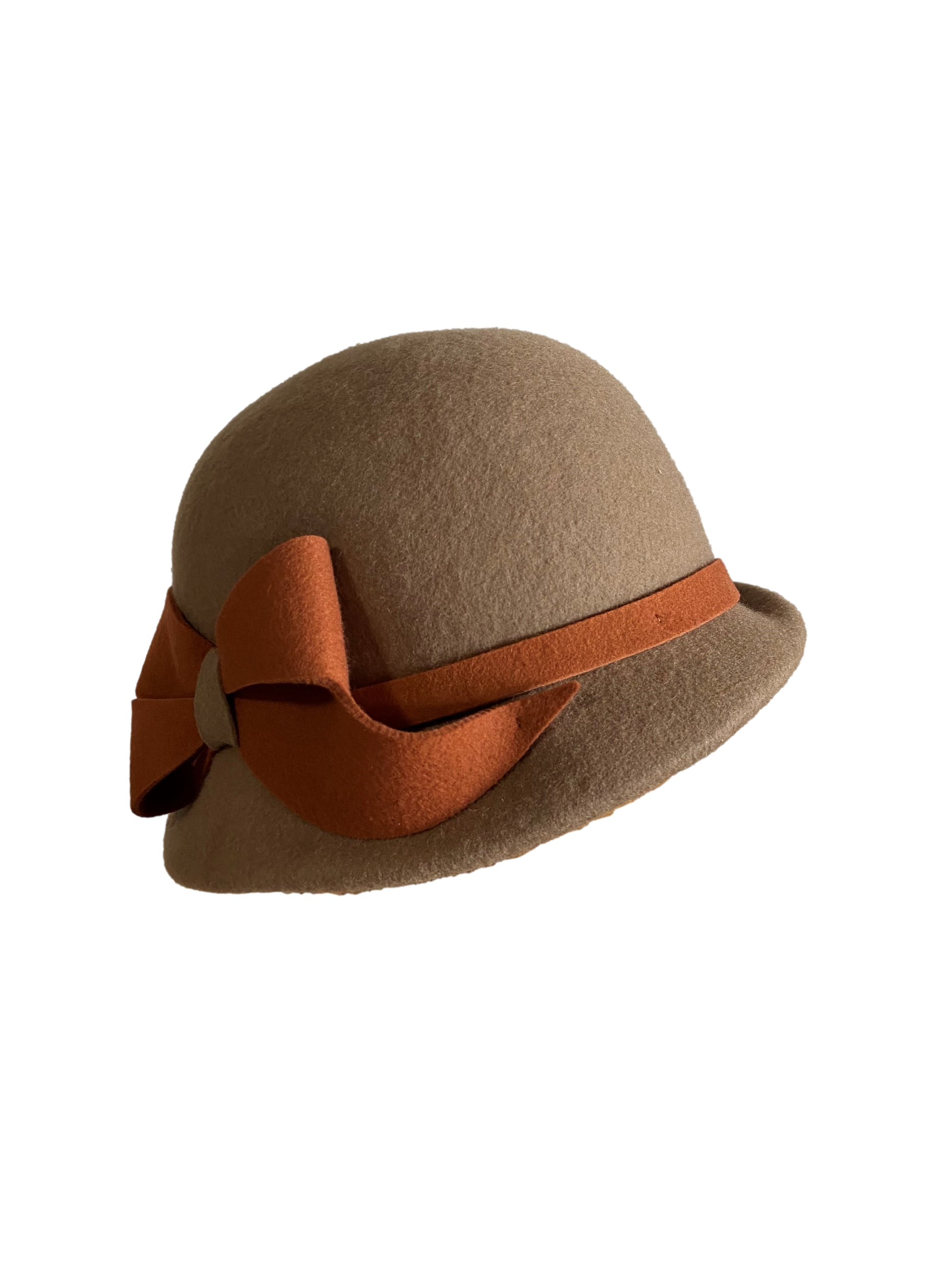 Chapeau cloche vintage noeud ruban camel