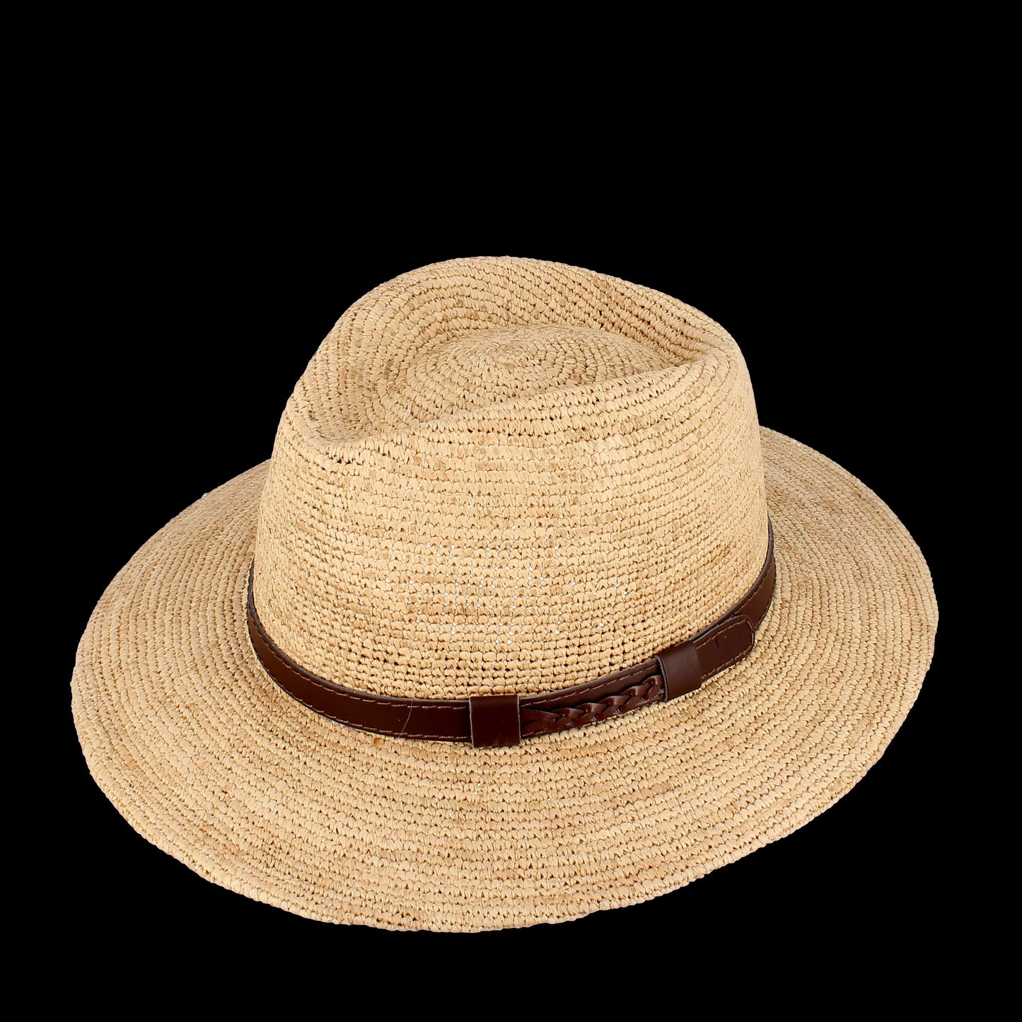 Le chapeau VARANO EN RAPHIA MACRAMÉ de la célèbre marque CRAMBES.
